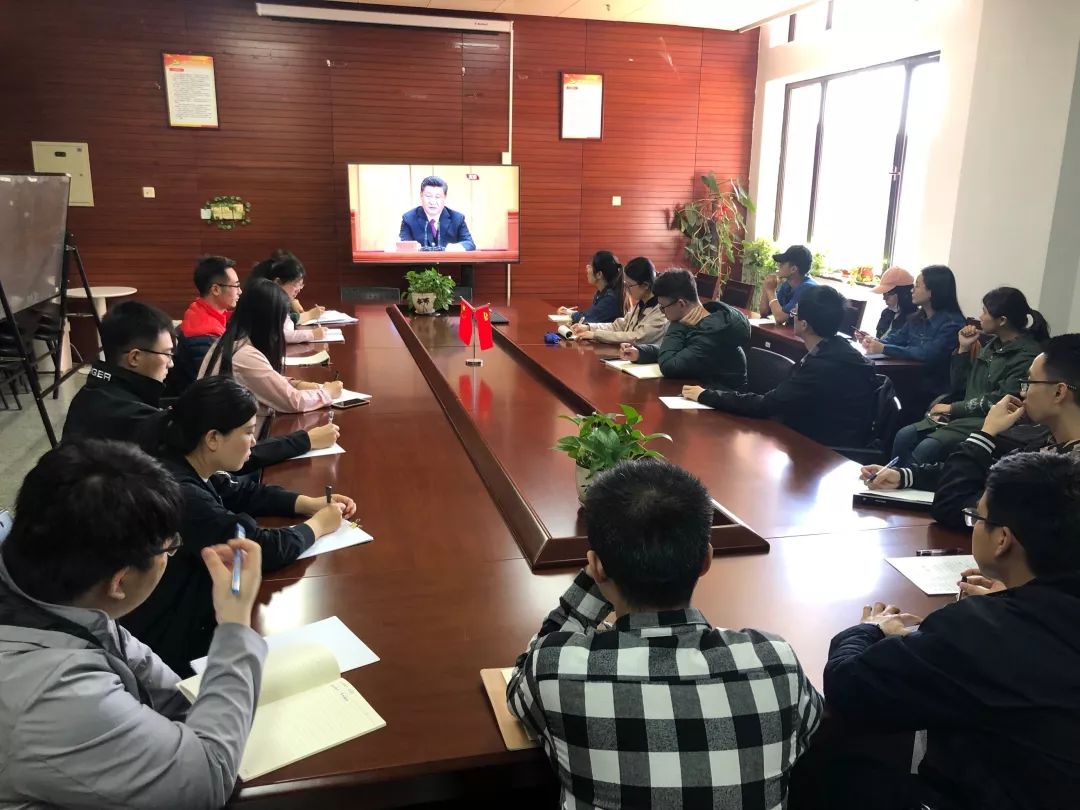 ef9e50d7ed014fbe92b6b396a5b739c3.jpg ef9e50d7ed014fbe92b6b396a5b739c3.jpg